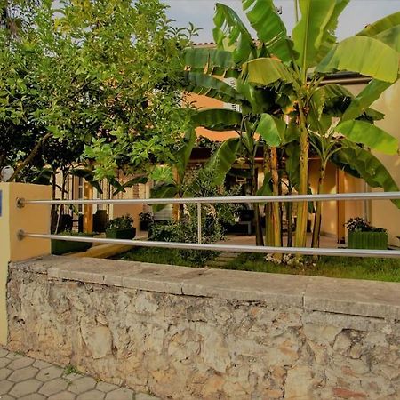 Ferienwohnung Apartman Den,Rovinj Oaza U Centru Grada I Besplatnim Parkingom Exterior foto